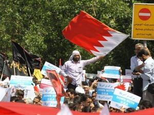 آلاف المتظاهرين في طهران ضد الاتحاد بين البحرين والسعودية 