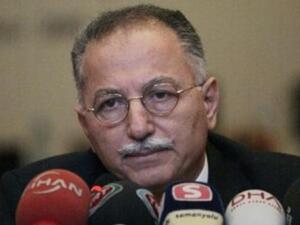 
الامين العام لمنظمة المؤتمر الاسلامي اكمل الدين احسان اوغلي