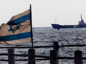 The Israeli navy intercepts Freedom Flotilla II more politely than on the occasion of last year's unwelcome visit by sea.
Looking out at sea:  one questions,  is it a bird, is it a plane... 'No it's a flotilla' comes the rejoinder-- the entire fleet in one
stray hanger on.