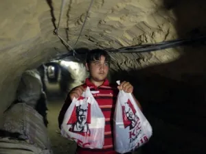 احد انفاق التهريب بين غزة ومصر