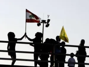 تتهم اسرائيل ايران وحزب الله بتنفيذ هجمات في "اكثر من 20 دولة 
