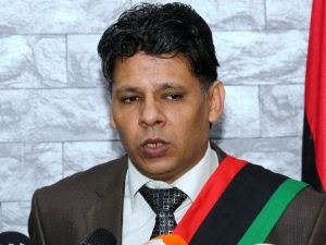 وجه القضاء الليبي الخميس اتهامات رسمية الى المسؤولين الرئيسيين في نظام معمر القذافي السابق ومن بينهم نجله سيف الاسلام في اطار قمع ثورة 2011 واحالهم امام دائرة الجنايات في محكمة استئناف طرابلس.
