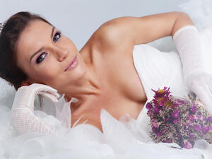 6 حِيل للحصول على شفاه وردية ومثيرة نهار زفافكِ