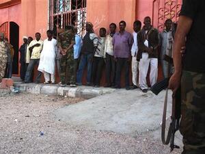 افارقة يشتبه في انهم مرتزقة في سرت 
