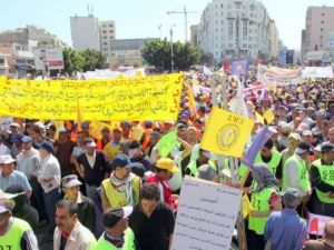  الالاف يتظاهرون ضد الحكومة في المغرب 