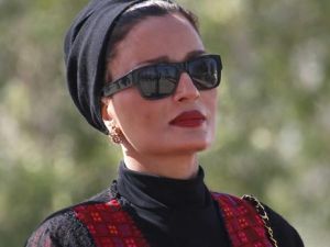 والدة أمير وزوجة أمير