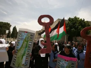 فلسطينيون يحيون ذكرى النكبة في ساحة المهد

