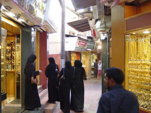 Omanis are less inclined to divorce than other Gulf states, says study