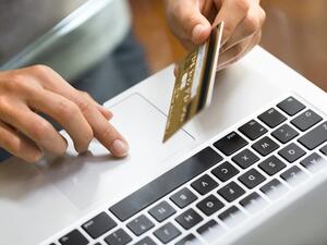 Shoppers from the Middle East spent a total of $9 billion through eCommerce in 2012 alone (Shutterstock)