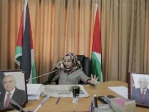 اصغر رئيس بلدية في العالم فتاة فلسطينية عمرها ستة عشر عاما
