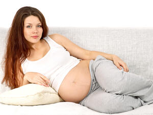 نصائح للمرأة الحامل عند إصابتها بتساقط الشعر