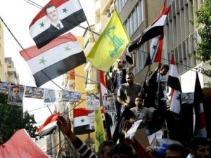 تظاهرة مؤيدة للرئيس الاسد في بيروت 