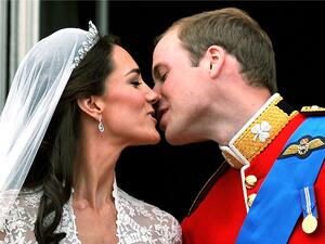 THAT kiss on the balcony. This, and the repeat kiss, was the talk of the day 29th April 2011