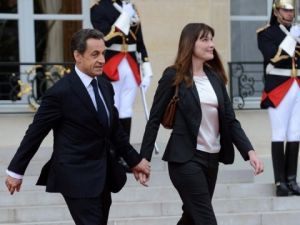 عقوبة انتهاك الخصوصية في فرنسا السجن عاما ودفع غرامة 45 ألف يورو.