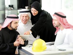 Saudi professionals are yet to fully utilize the LinkedIn platform to its maximum potential. (Image credit
: Shutterstock)