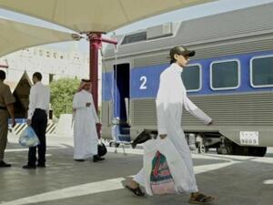 The tramway links up with the Dubai Marina and Jumeirah Lakes Towers metro stations, as well as the Palm Jumeirah monorail.