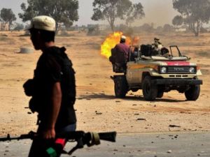 مقاتلون تابعون للمجلس الانتقالي خارج سرت