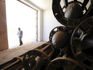 مخبأ للاسلحة في سرت
