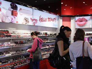 Are skin whitening beauty products proving a hazard to Middle Eastern women's self esteem?