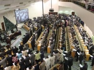 نواب برلمان جنوب السودان يؤدون اليمين الدستورية