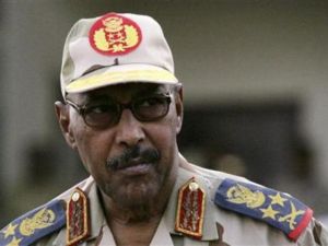 وزير الدفاع السوداني عبد الرحيم محمد حسين

