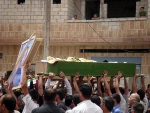 تشييع احد قتلى العنف في سوريا