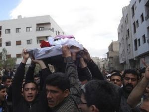 تشييع جثمان قتيل سقط قرب دمشق
