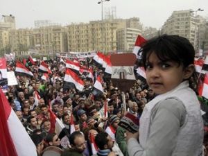 متظاهرون في ميدان التحرير