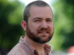 This American lad Tom MacMaster rose to infamy for his Arab blog antics. Once bitten, it seems, not shy, as he goes undercover on the internet again. 