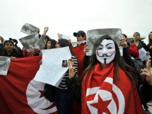 حزب الرئيس التونسي يبقي على تحالفه مع الاسلاميين