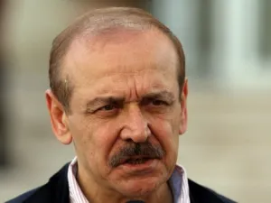 امين سر منظمة التحرير الفلسطينية ياسر عبد ربه