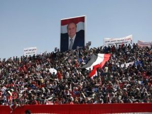مناصرو عبد ربه منصور هادي في تجمع انتخابي في صنعاء 
