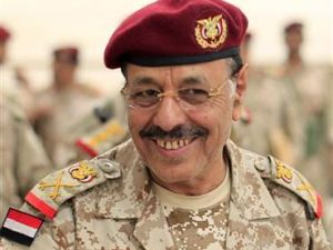  اللواء علي محسن صالح الأحمر 