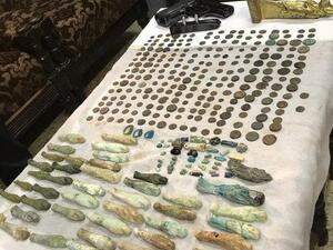 السلطات المصرية تضبط 336 قطعة أثرية قبل تهريبها