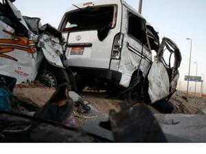 5 أشخاص توفوا في الحادث، فيما أصيب 19 آخرون بينهم ضابط و3 مجندين