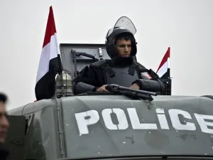 انفجار سيارة مفخخة في مصر بعد مرور موكب النائب العام المساعد