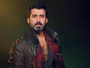 Handsome Kuwaiti Actor Mohammed AL-Alawi was a guest in the talk show "The Plane". (Source: mohammed_alalawii - Instagram)