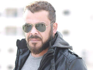 الفنان منذر رياحنة