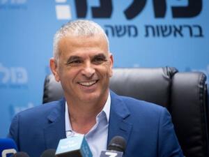 رئيس وزراء إسرائيل المقبل يتحدث العربية