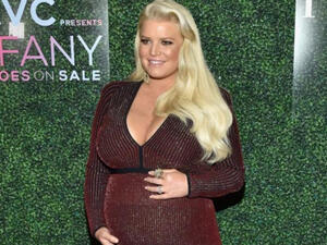 Simpson announced in September she is expecting her third child (Source: jessicasimpson / Instagram )