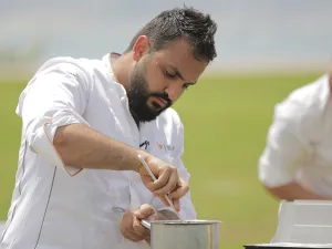 سكين مصطفى سيف تقطع المشوار وتحظى بلقب "top chef"