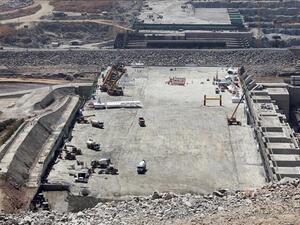 طالب النشطاء النظام بالتعامل بـ "جدية" أكثر مع أزمة سد النهضة والحفاظ على مياه النيل 