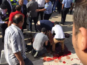 ناهض حتر  ملطخ بالدماء 