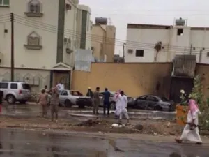 حسب الدفاع المدني السعودي، فقد قضى 31 مدنيا و19 عسكريا في نجران وحدها.