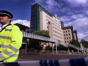 بريطانيا سحبت عملاء من عمليات حية في "دول معادية" بعد تمكن روسيا والصين من كشف معلومات سرية 