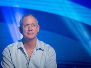 بيني جانتس أقوى منافسي رئيس الوزراء الإسرائيلي بنيامين نتنياهو في الانتخابات