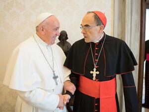 البابا يرفض استقالة كاردينال مدان بالتستر على تعديات جنسية