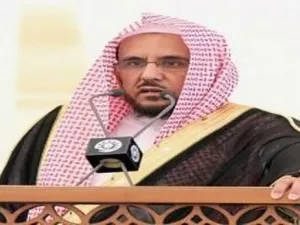 إمام وخطيب المسجد النبوي الشيخ حسين بن عبدالعزيز آل الشيخ