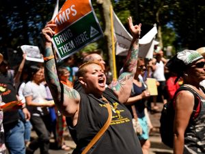 مظاهرة فى سيدني احتجاجاً على سياسة استراليا الخاصة باحتجاز اللاجئين