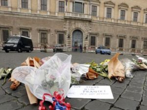 أحد مواقع التفجيرات في باريس